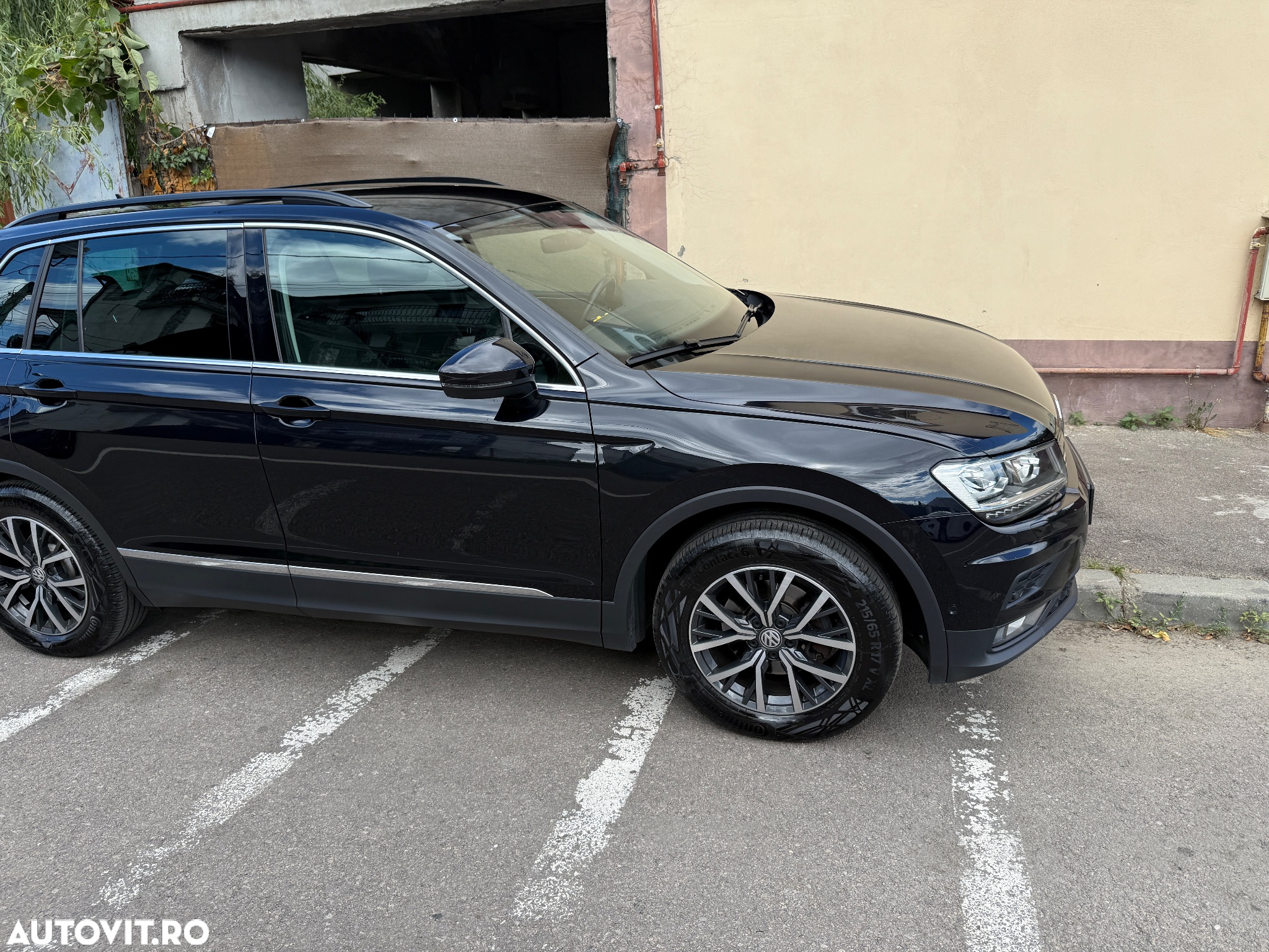 Volkswagen Tiguan 2.0 TDI 4Mot DSG Comfortline - 2
