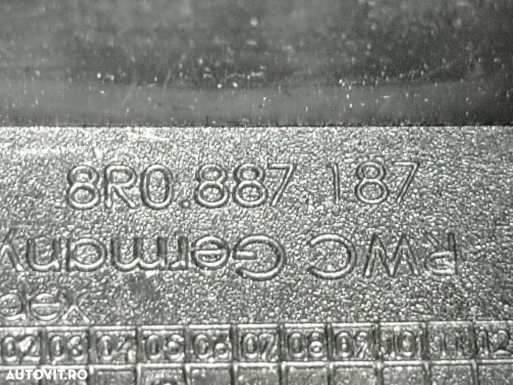 Ornament 8r0887187 Audi Q5 8R [facelift] [2012 - 2017] - 3