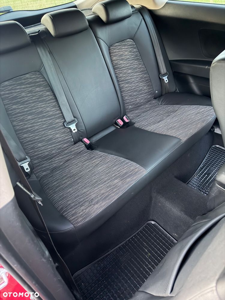 Kia Ceed 1.4 Comfort - 12