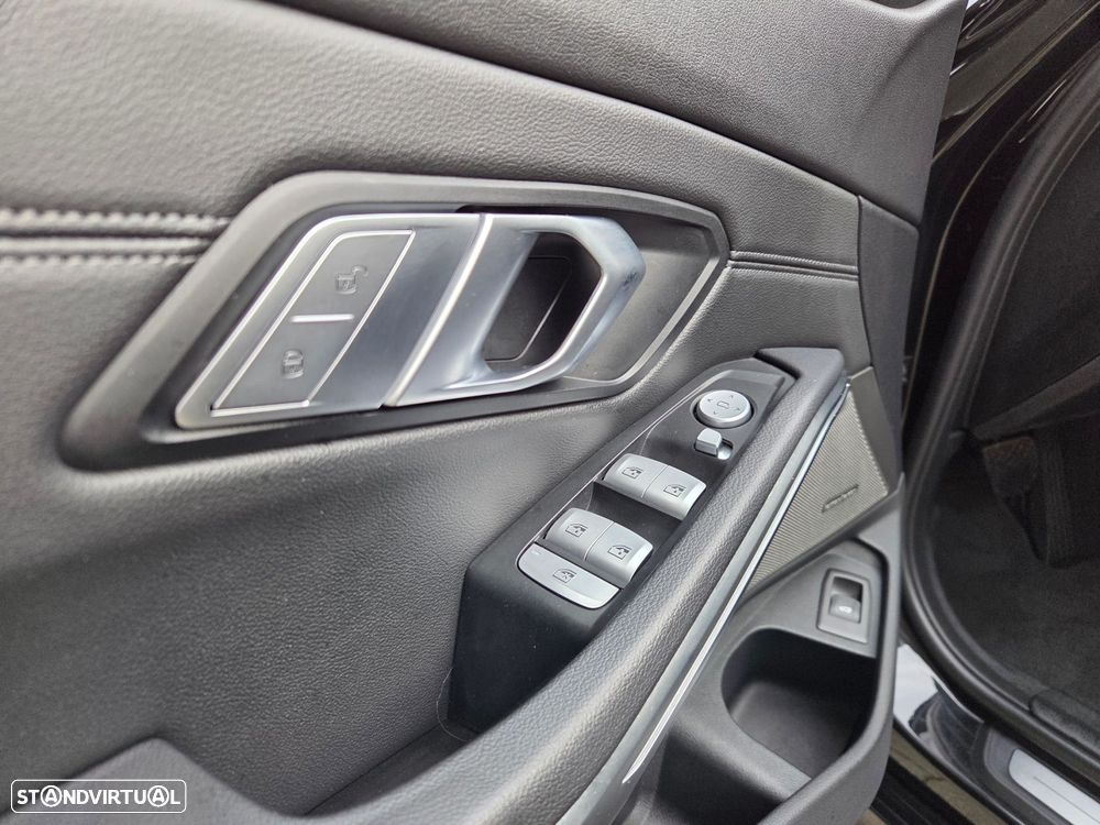 BMW 320 d Touring Line Sport Auto - 15