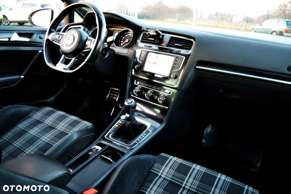 Volkswagen Golf GTD BlueMotion Technology - 5