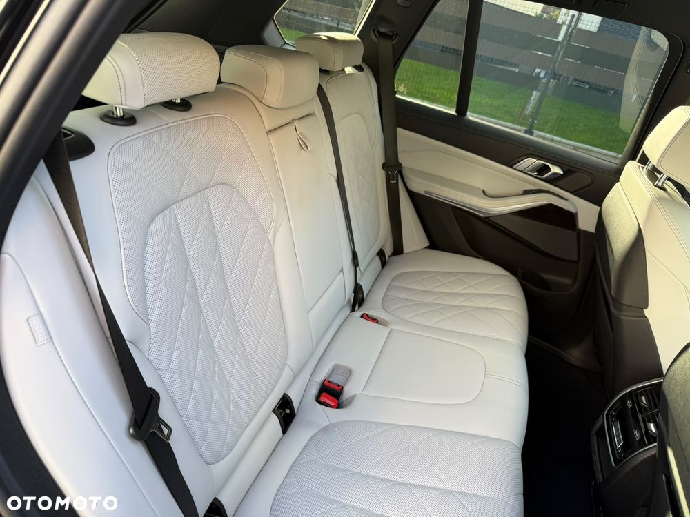 BMW X5 xDrive30d mHEV - 8