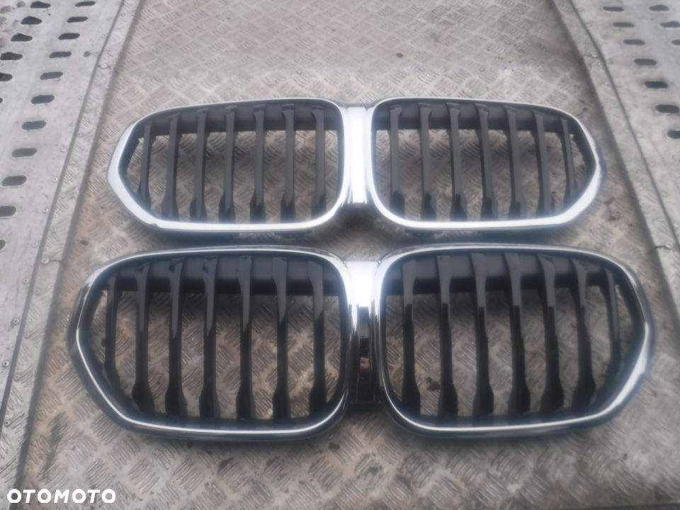 BMW X1 F48 LCI LIFT  nerki grill atrapa chrom NOWA ORGINALNA IDEALNA - 1