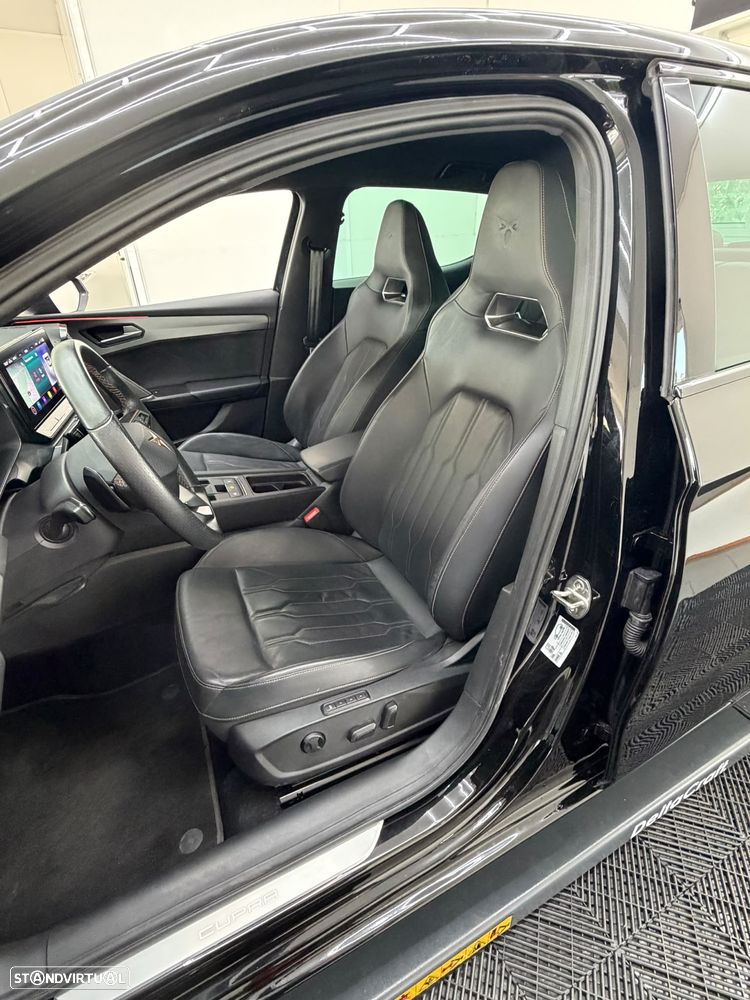 Cupra Leon 1.4 e-Hybrid MID DSG - 6
