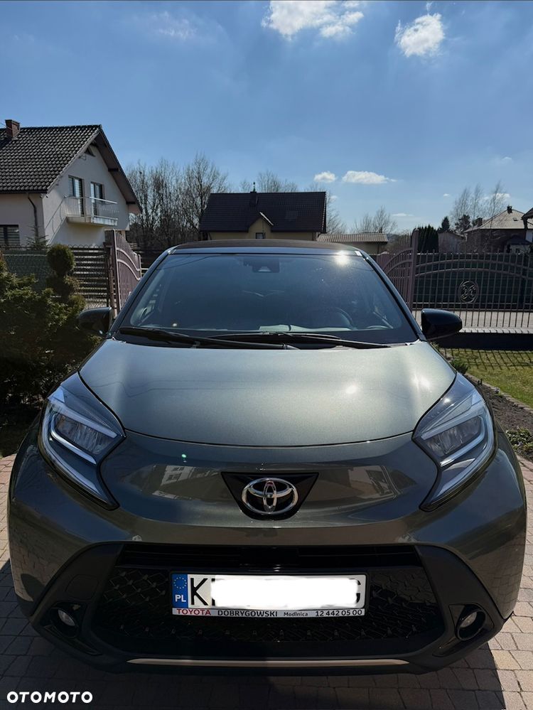 Toyota Aygo x.shift x-play connect - 1