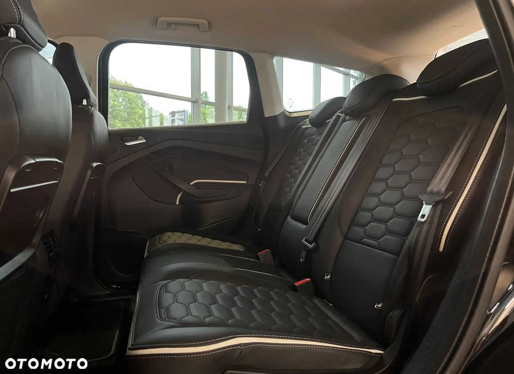 Ford Kuga 1.5 EcoBoost 2x4 Vignale - 23