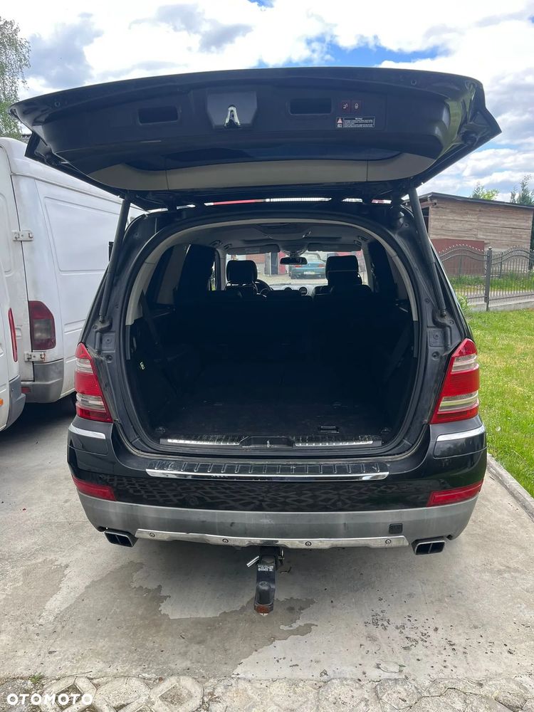 Mercedes-Benz GL 500 4Matic 7G-TRONIC - 5