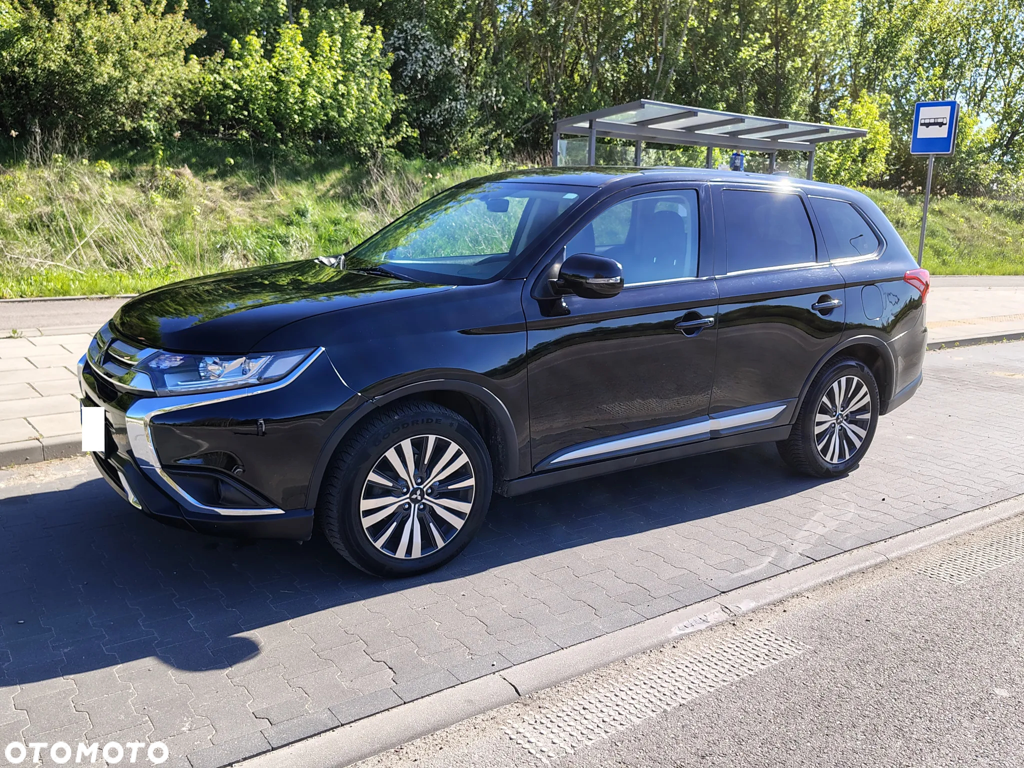 Mitsubishi Outlander 2.4 4WD CVT Instyle - 5