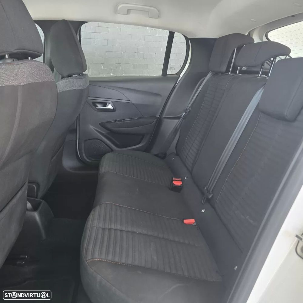 Peugeot 208 1.2 PureTech Active Pack - 19