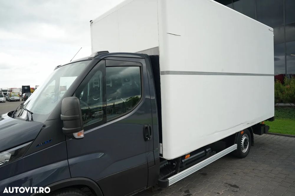Iveco DAILY 35-NP / CNG / CAROSERIE TIP BOX 4,3 m / LIFT HIDRAULIC PALFINGER / IMPORT - 11