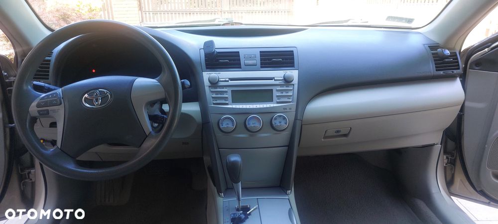 Toyota Camry 2.5 SE - 5