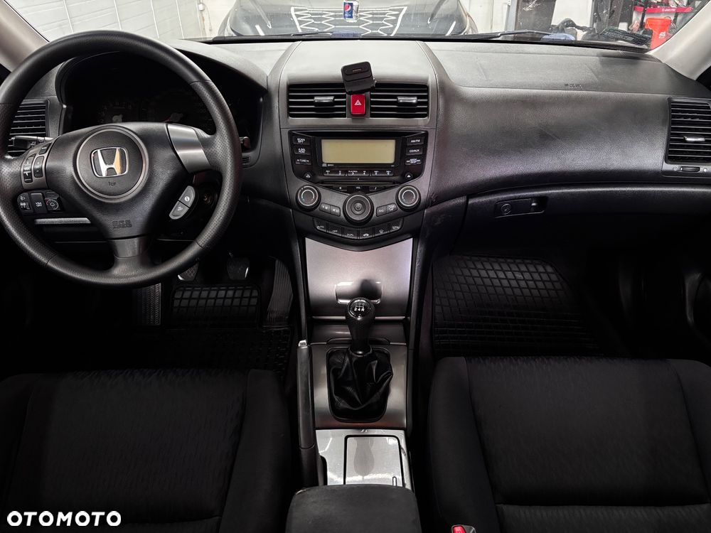 Honda Accord 2.0 i Comfort - 4