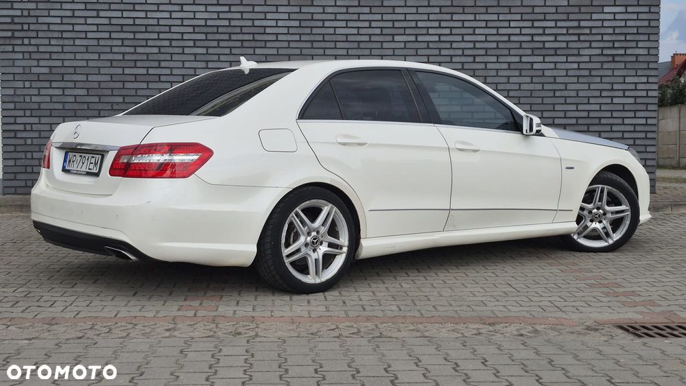 Mercedes-Benz Klasa E - 4