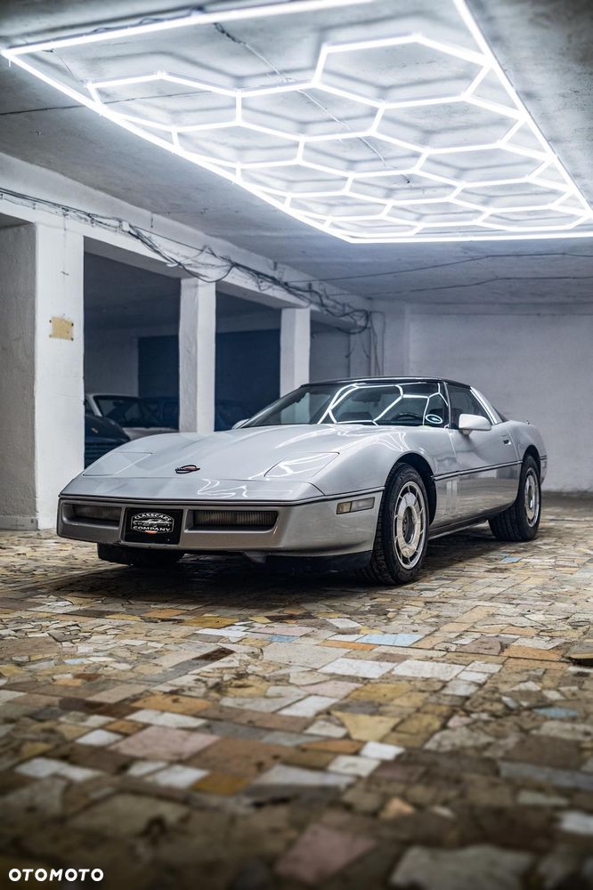 Chevrolet Corvette - 2