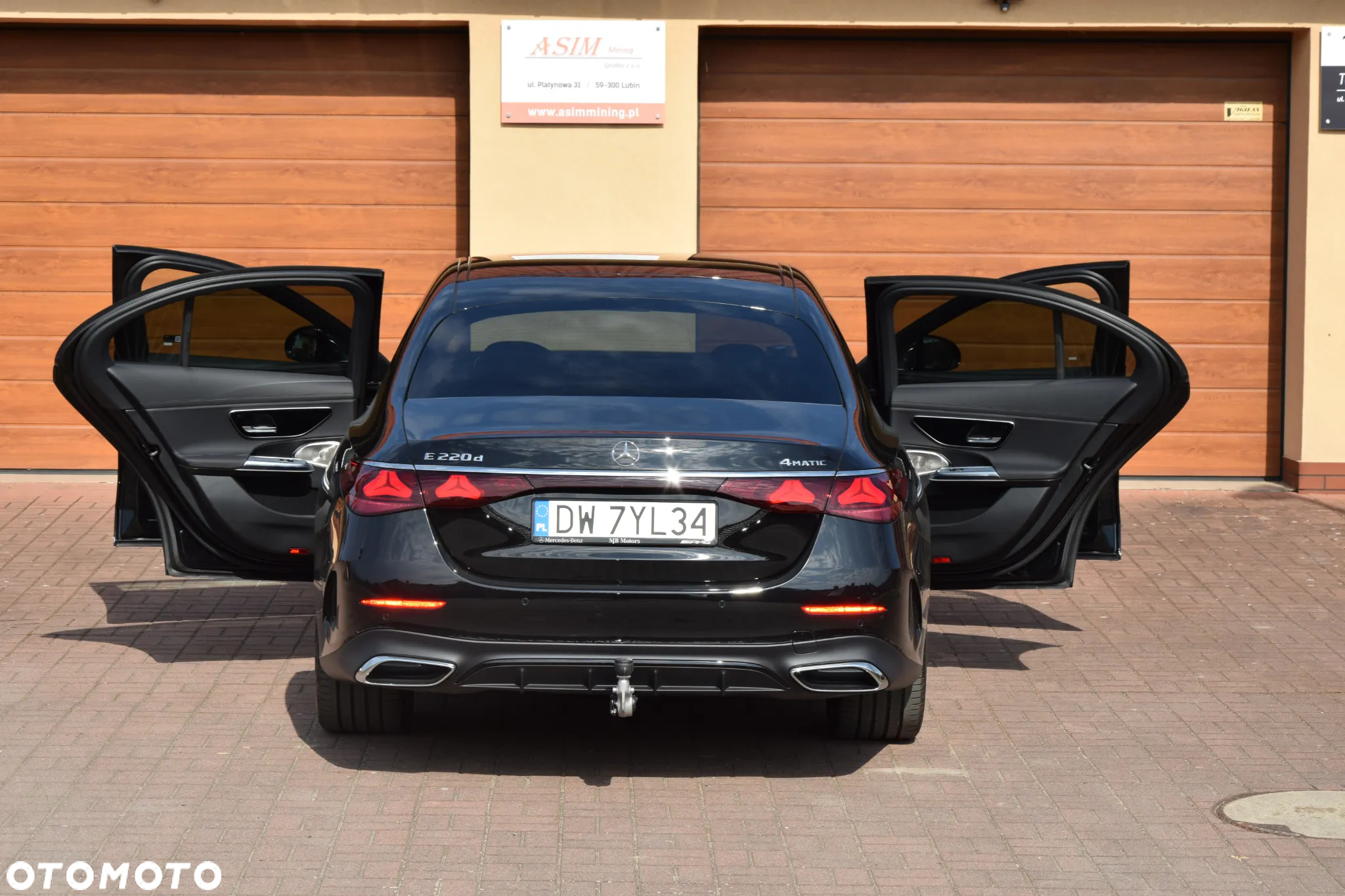 Mercedes-Benz Klasa E 220 d 4-Matic AMG/Avantgarde - 19