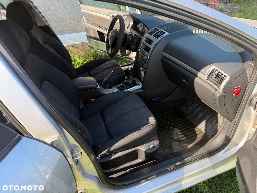Peugeot 407 - 10