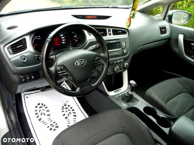 Kia Ceed Cee'd 1.4 XL - 6