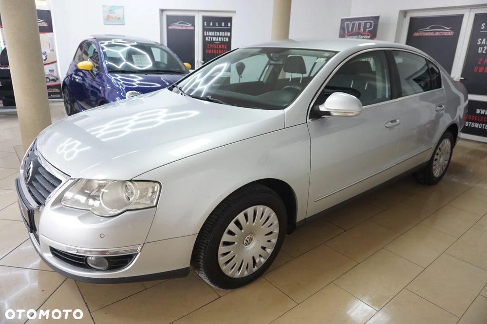 Volkswagen Passat 2.0 TDI Comfortline - 7
