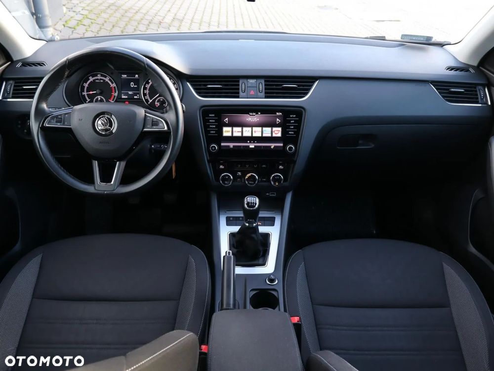 Skoda Octavia 1.5 TSI ACT Ambition - 7