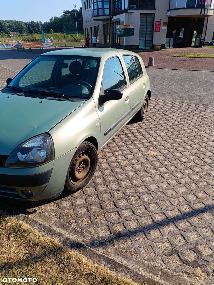 Renault Clio - 2