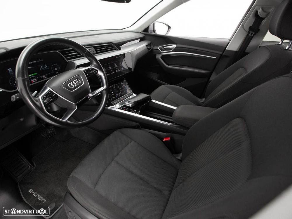Audi e-tron - 7