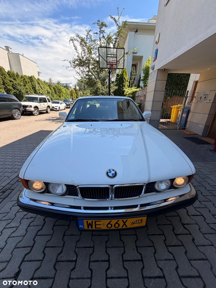 BMW Seria 7 - 30