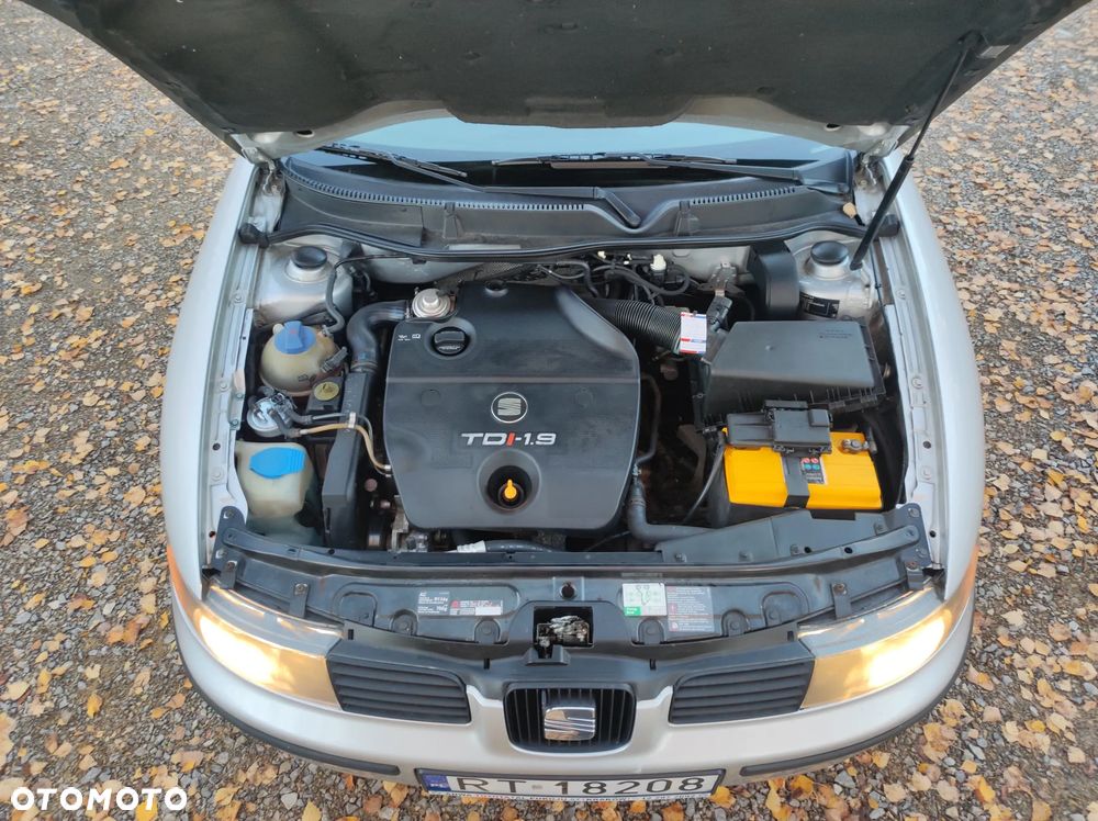 Seat Toledo 1.9 TDI Signo - 10