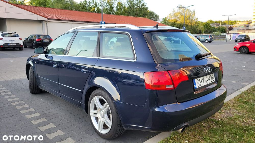 Audi A4 Avant - 6