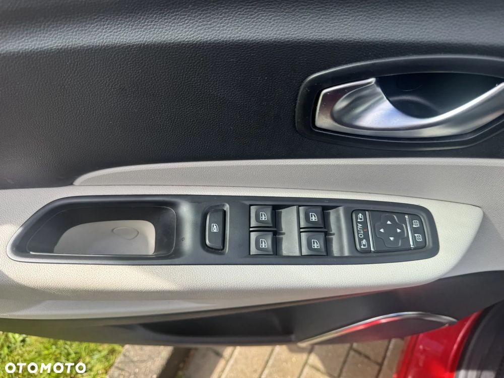 Renault Captur 1.2 Energy TCe XMOD - 15