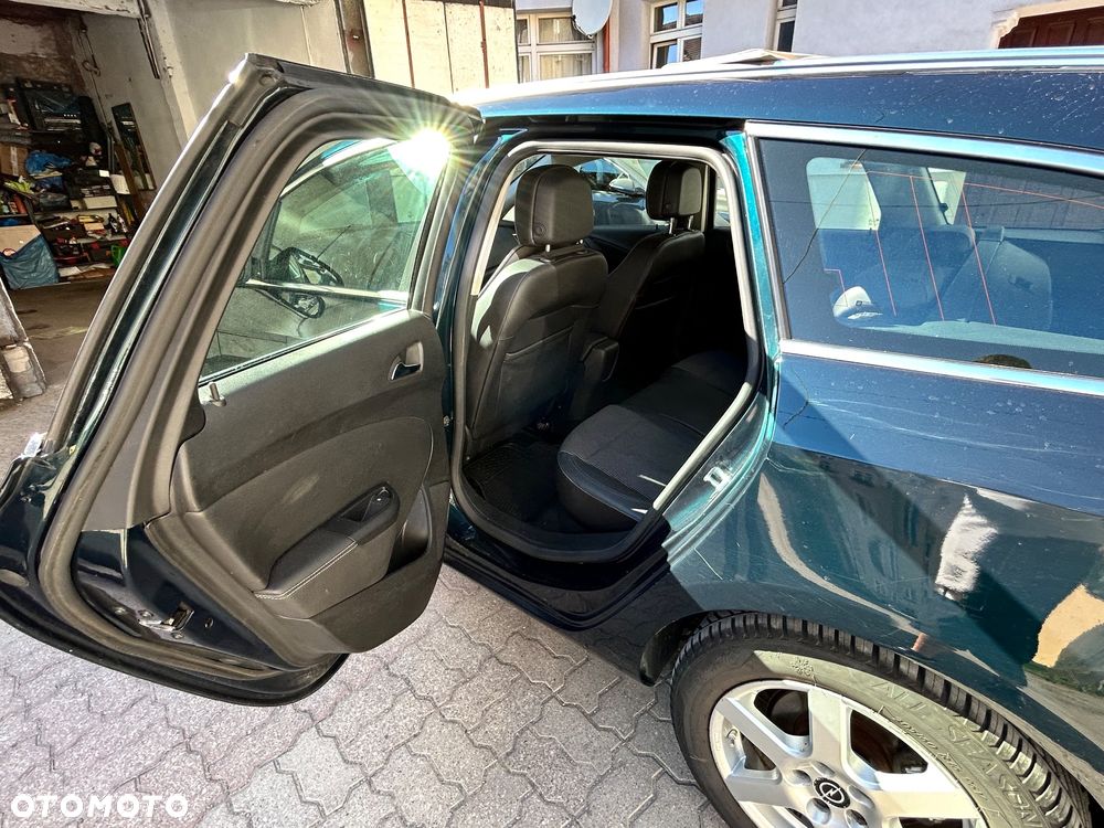 Opel Astra 1.4 Turbo - 13