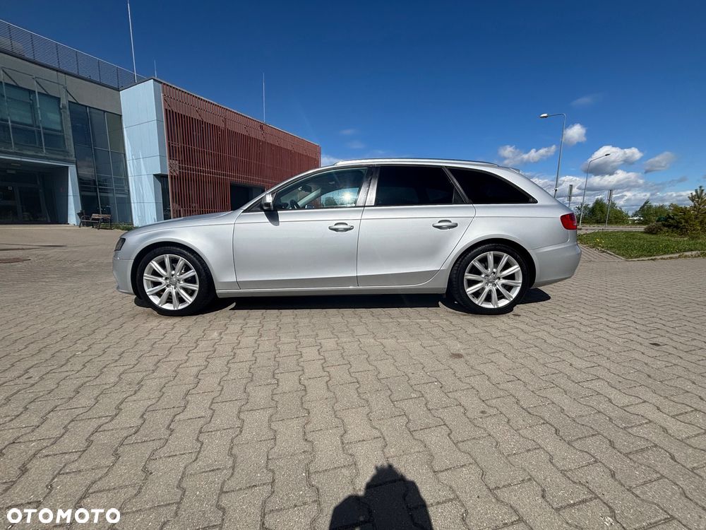 Audi A4 Avant 2.0 TDI e DPF Ambiente - 2