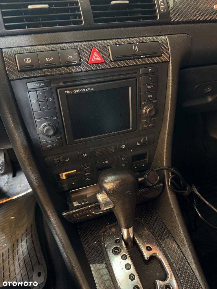 Audi S6 Avant - 14