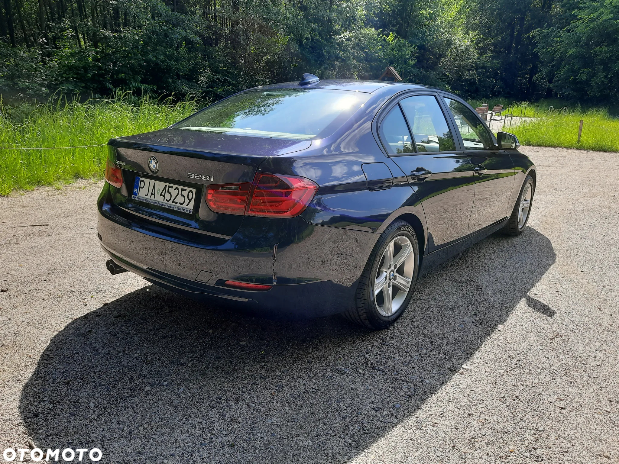 BMW Seria 3 328i xDrive - 11