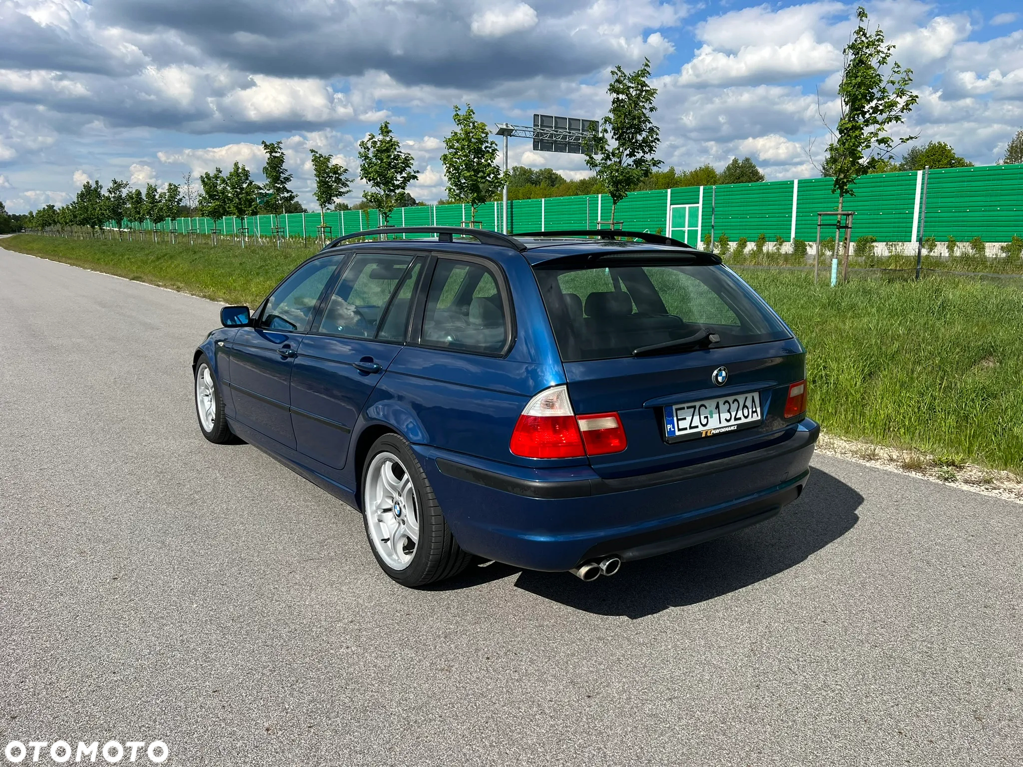 BMW Seria 3 325i - 3