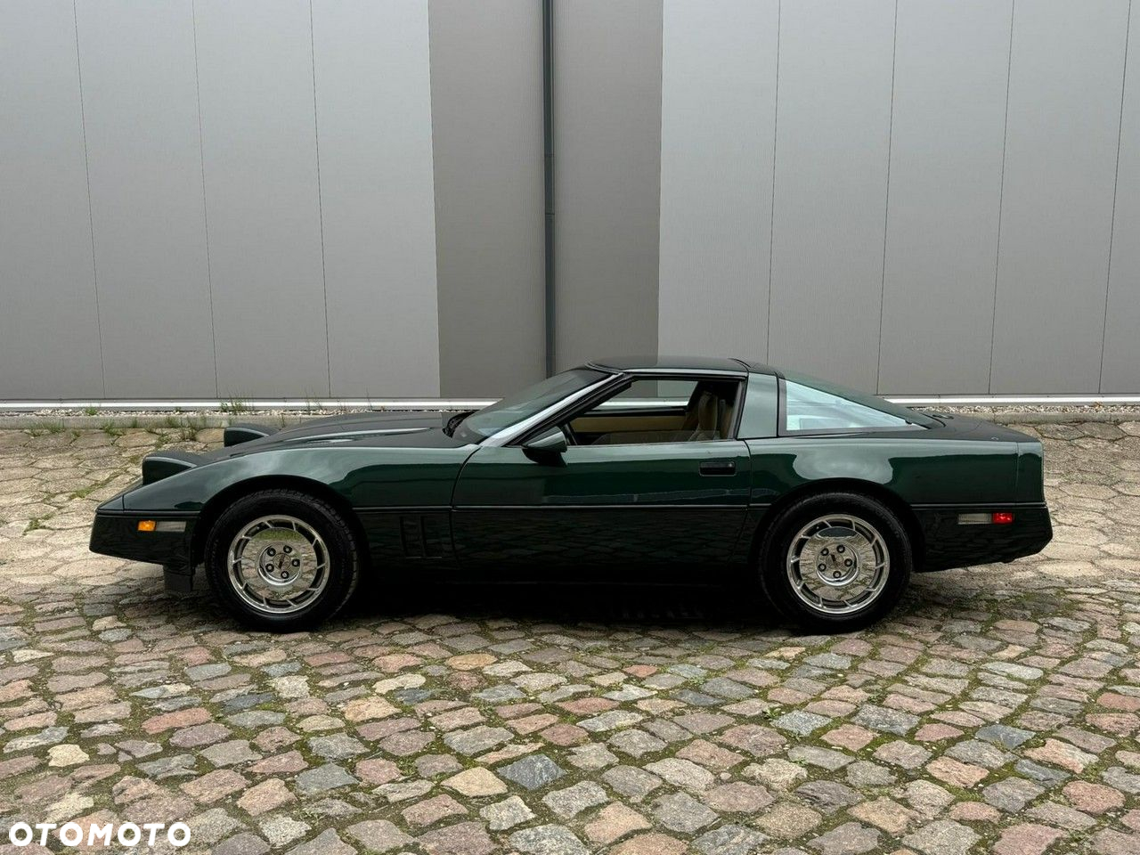 Chevrolet Corvette - 7