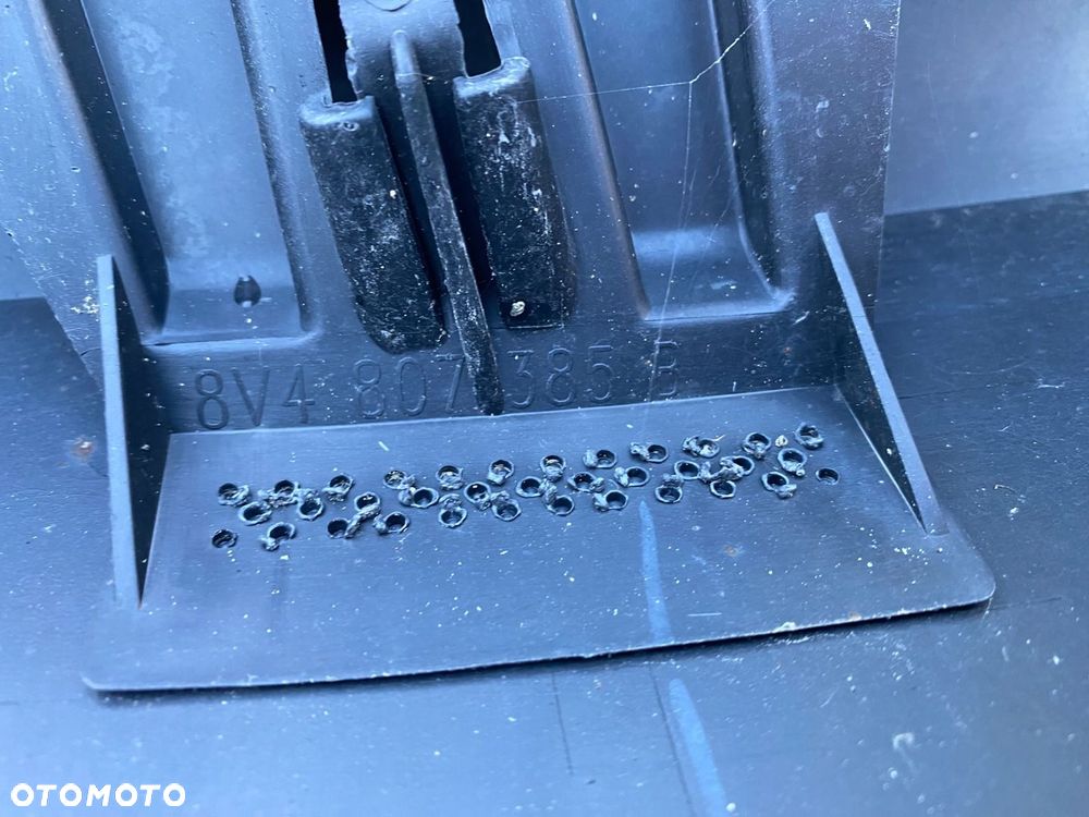 ZDERZAK TYŁ AUDI A3 8V0 S LINE 8V4807511C - 9