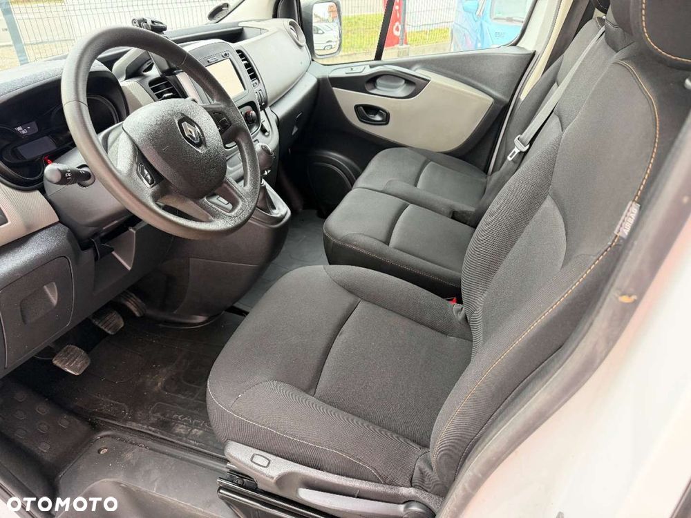 Renault Trafic - 18