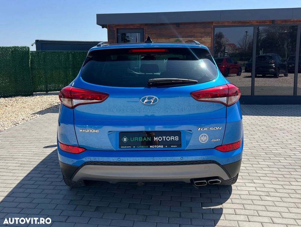 Hyundai Tucson 2.0 CRDI 4WD Automatik Premium - 12