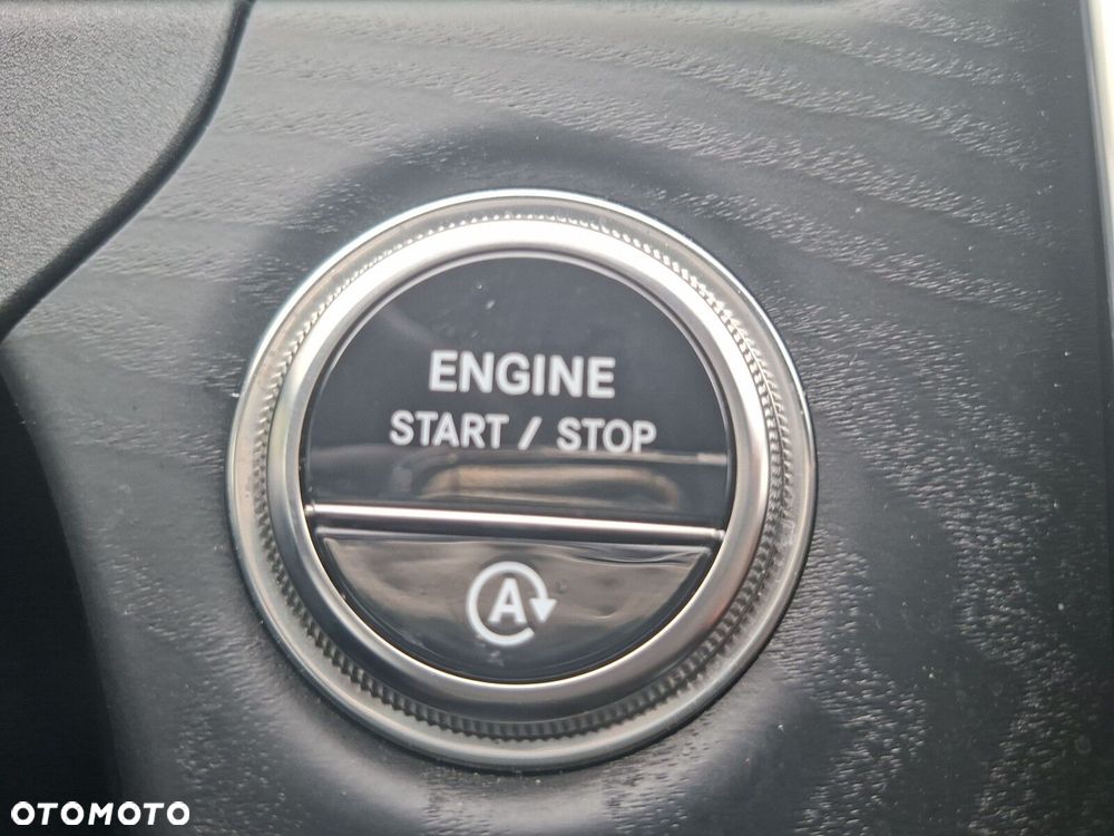 Mercedes-Benz Klasa E 200 d mHEV Avantgarde 9G-Tronic - 29