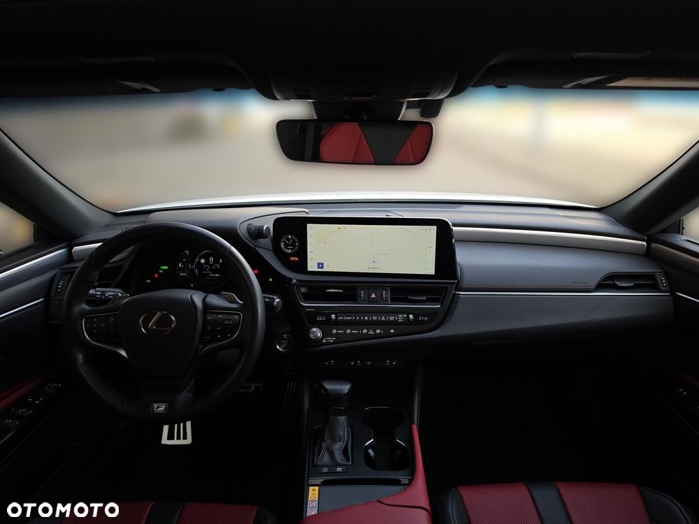 Lexus ES 300h F Sport Edition - 14