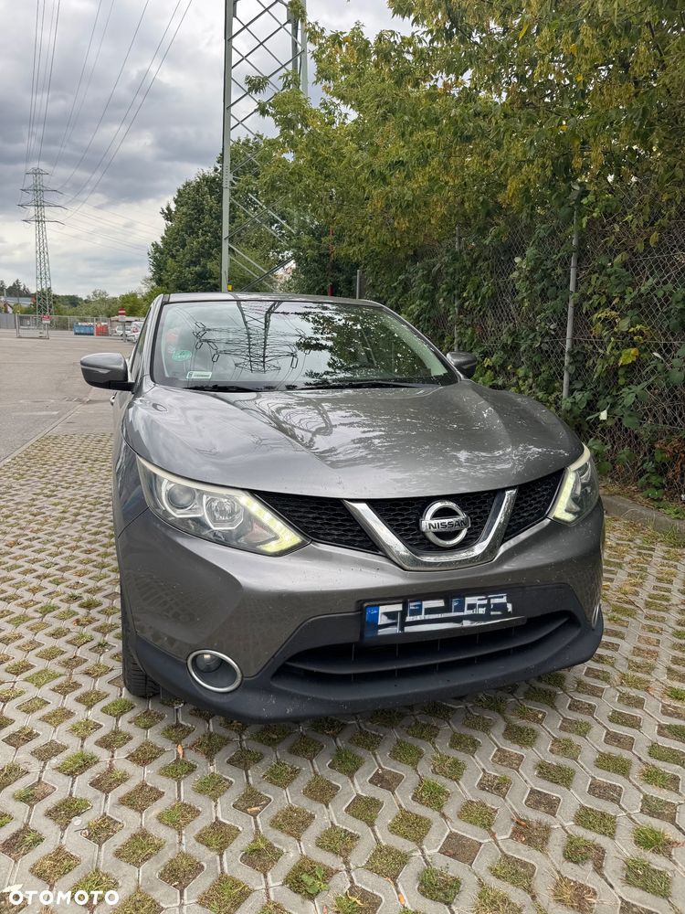 Nissan Qashqai - 2