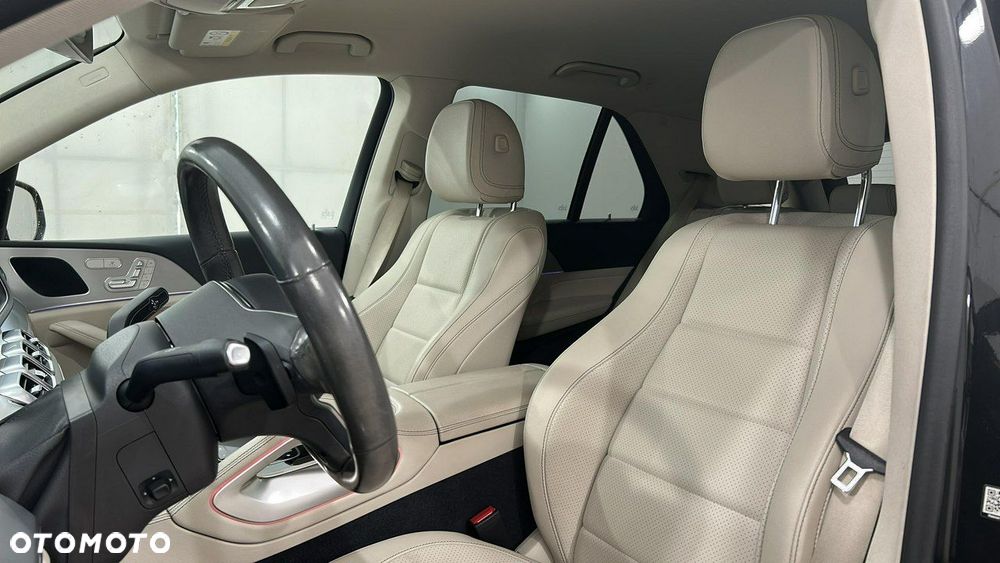 Mercedes-Benz GLE - 16