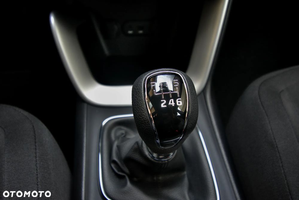 Kia Ceed - 16