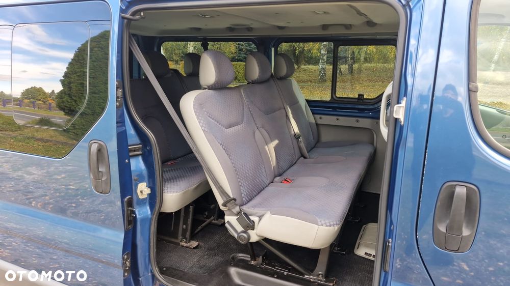 Renault Trafic 2010 photo 4