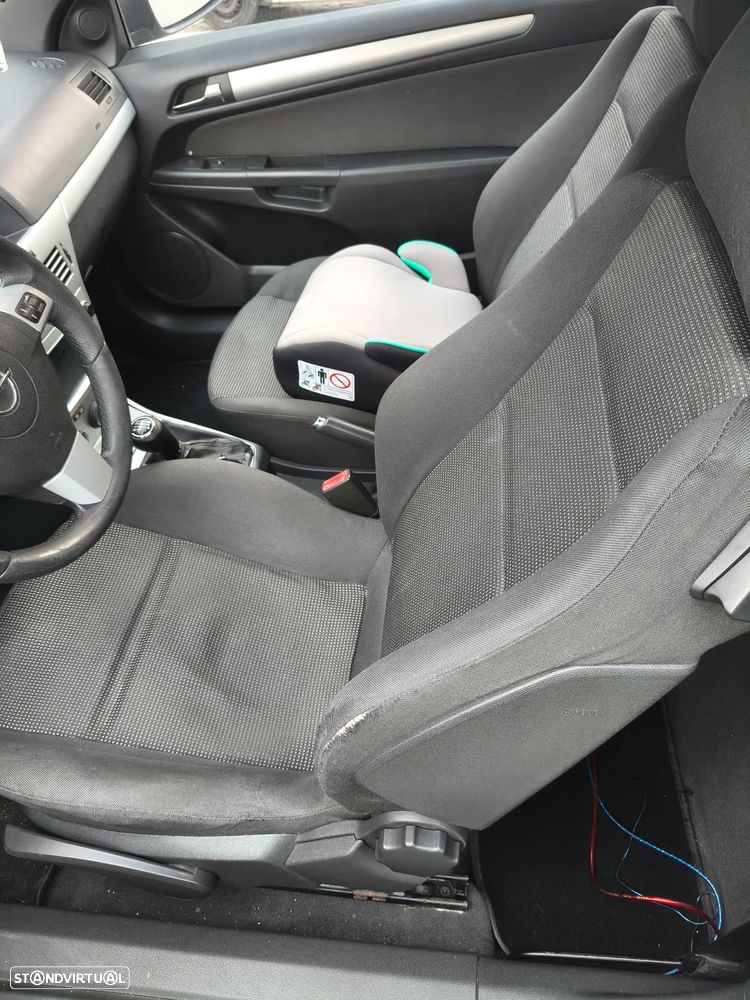 Opel Astra GTC 1.3 CDTI - 5