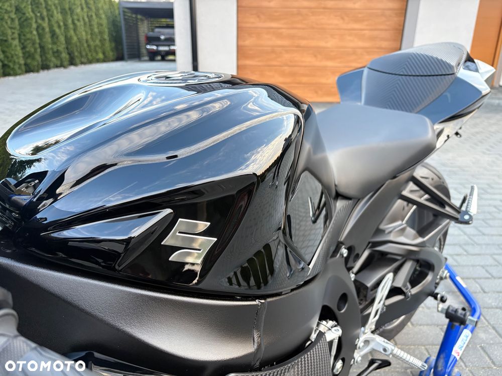 Suzuki GSX-R - 14