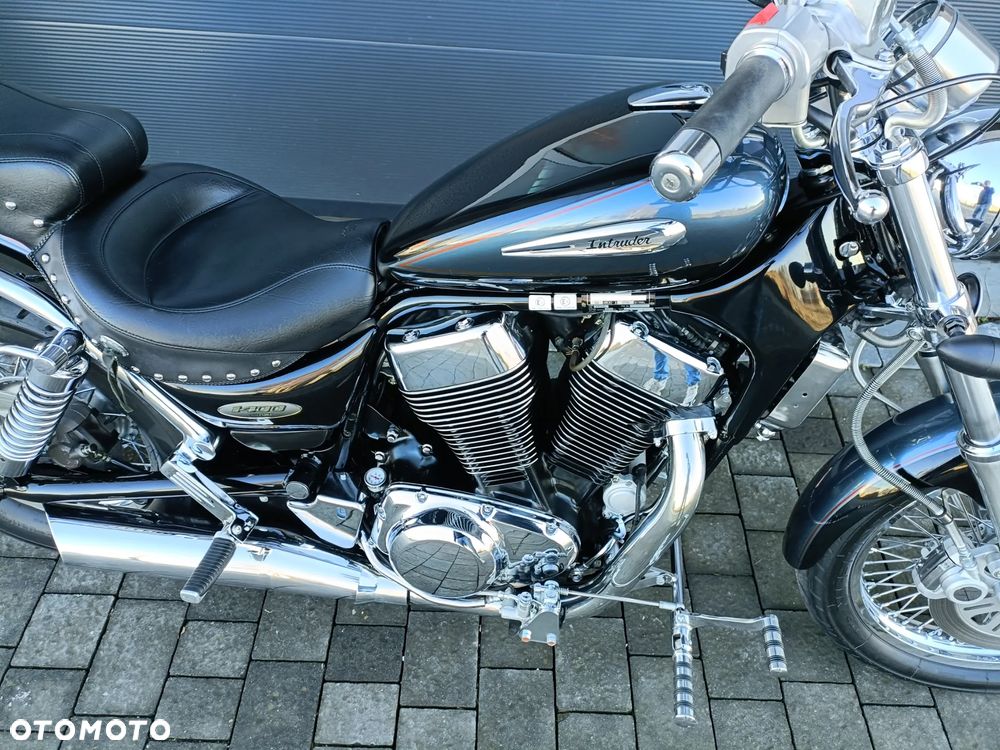 Suzuki Intruder - 26