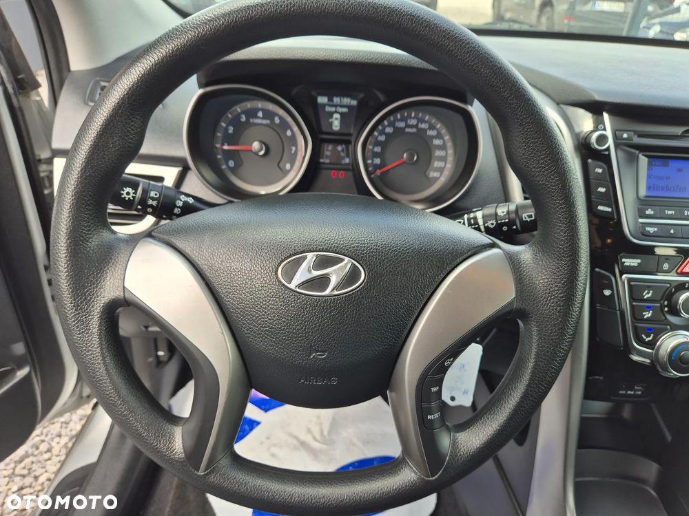 Hyundai i30 1.4 Comfort - 36