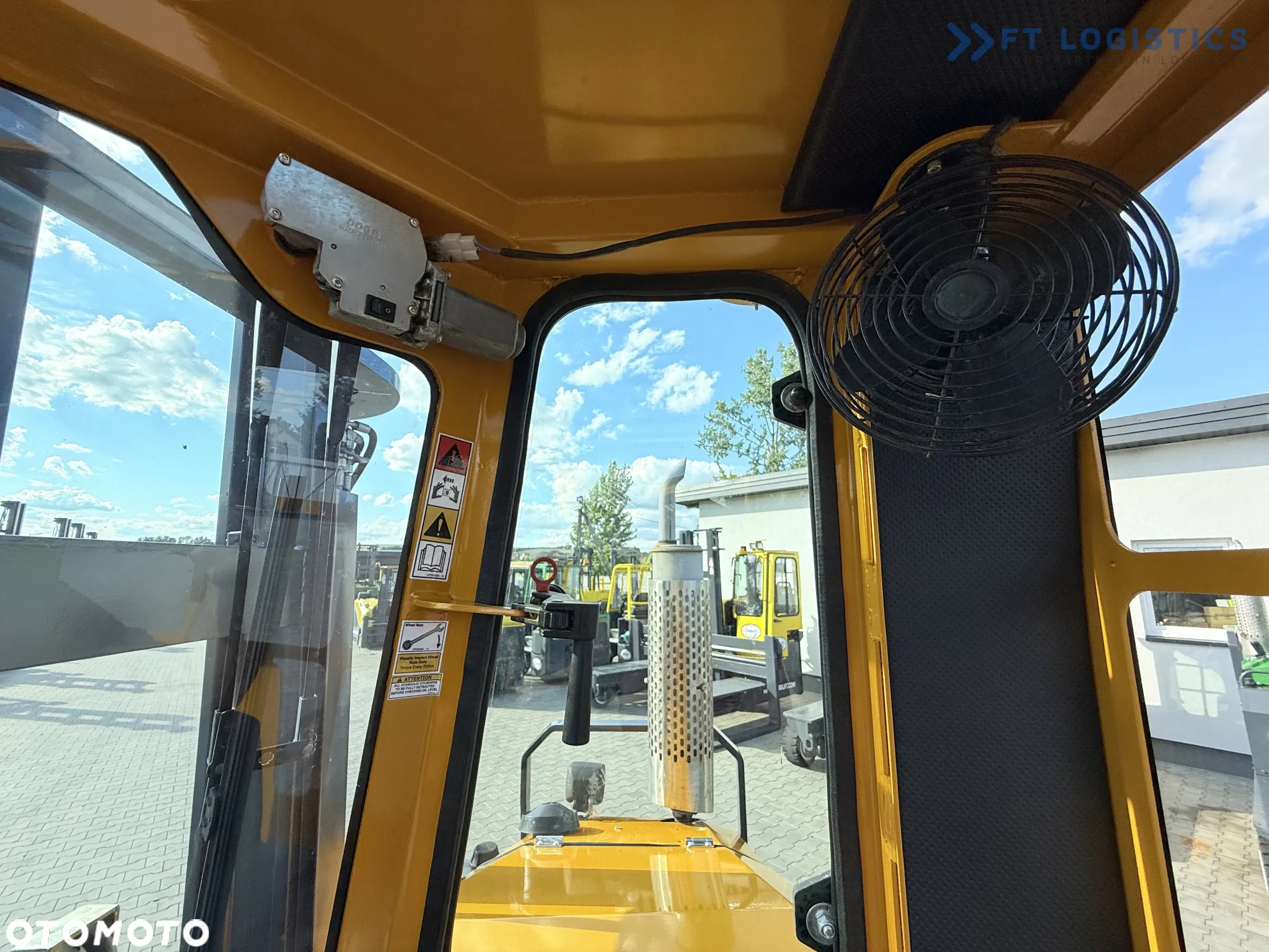 Combilift C4000 / GAS/ DUPLEX- 4100MM / PRZESUW WIDEŁ / WOLNY SKOK / PEŁNA OGRZEWANA KABINA / JEDYNIE 4223H / STAN - JAK NOWY! - 16