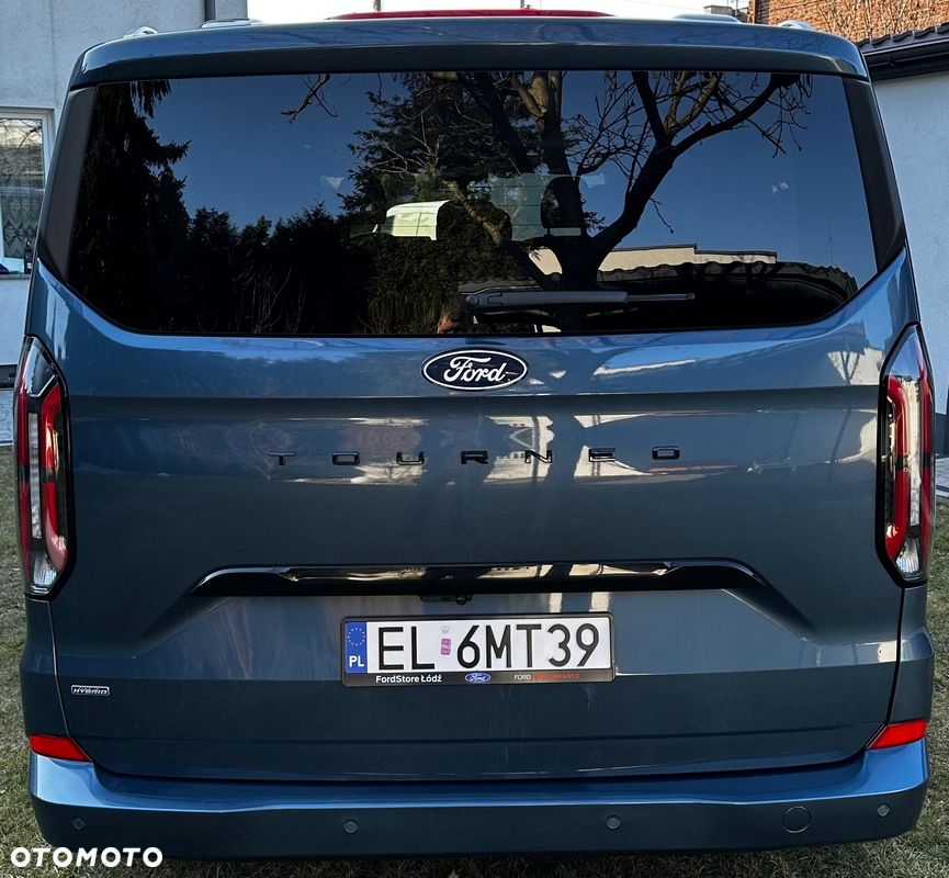 Ford Tourneo Custom - 5